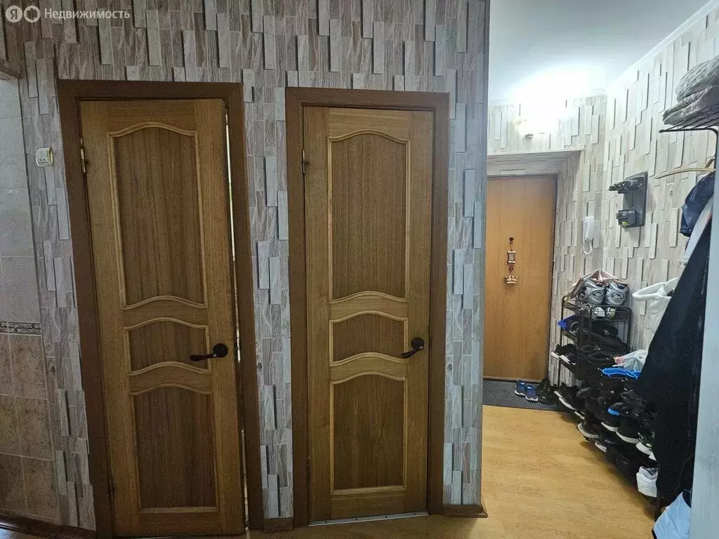 3-комнатная квартира: Абинск, Комсомольский проспект, 95 (54.7 м) - Фото 0