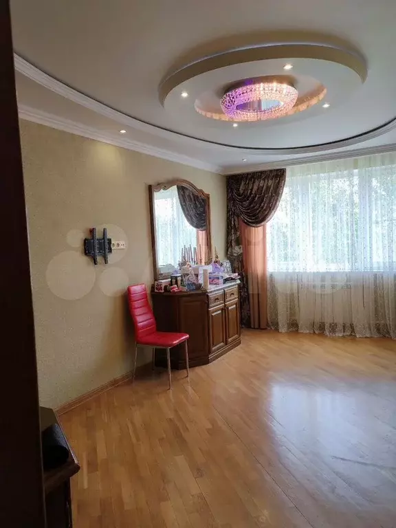 4-к. квартира, 78 м, 5/5 эт. - Фото 1