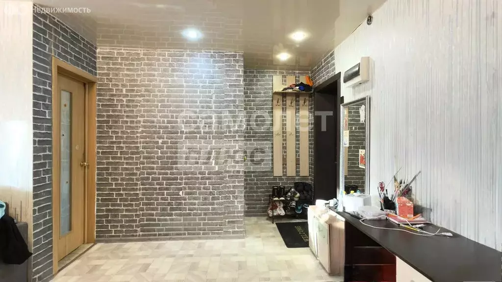 2-комнатная квартира: Среднеуральск, улица Ленина, 23А (41.4 м) - Фото 1