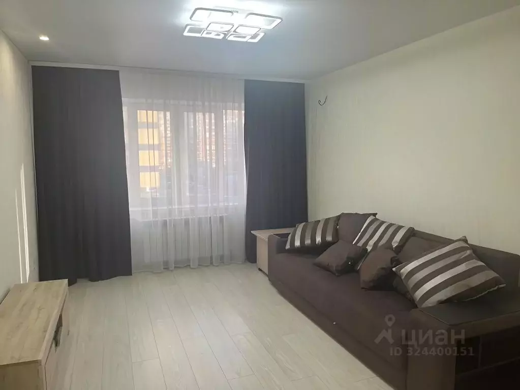 2-к кв. Воронежская область, Воронеж ул. Кривошеина, 13/12 (58.7 м) - Фото 1