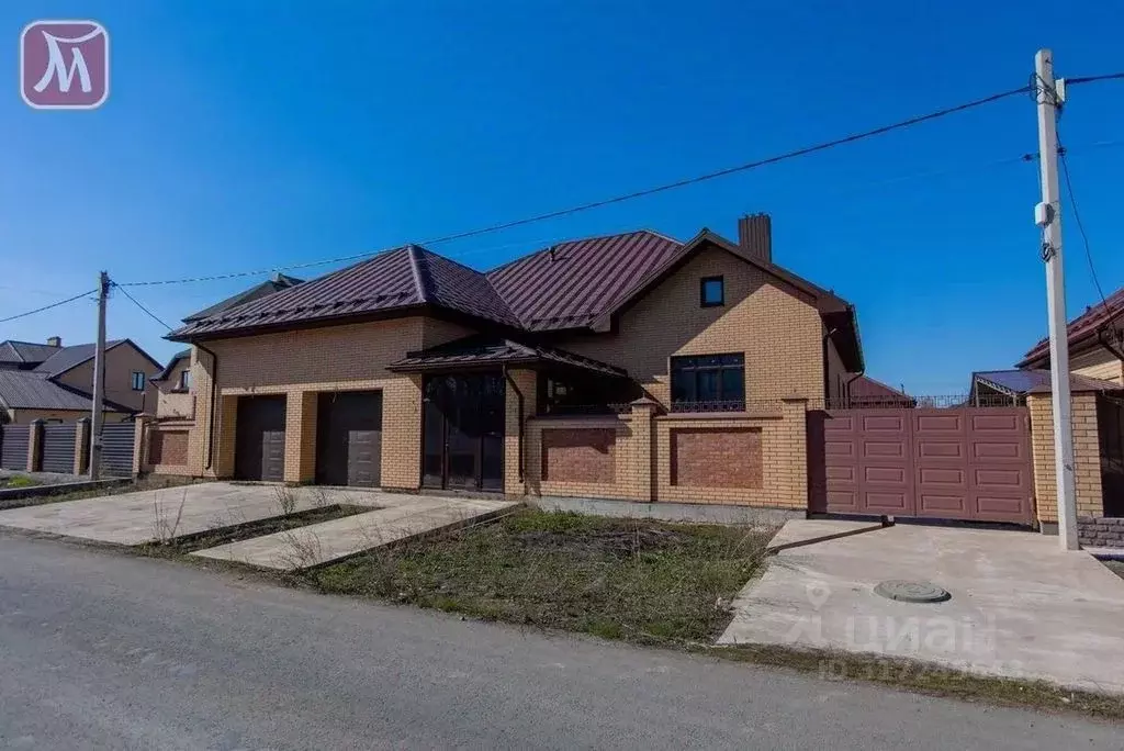 Дом в Оренбургская область, Оренбургский район, с. Нежинка ул. ... - Фото 0
