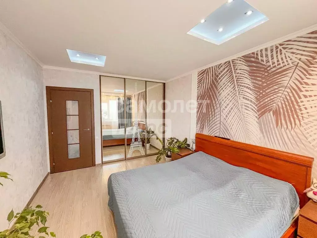 3-к кв. Омская область, Омск Городок Нефтяников мкр, ул. 50 лет ... - Фото 2