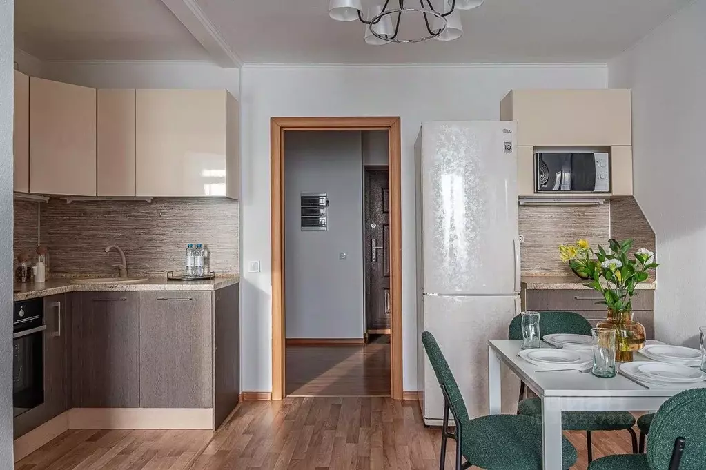 1-к кв. Свердловская область, Екатеринбург ул. Щорса, 103 (42.0 м) - Фото 2