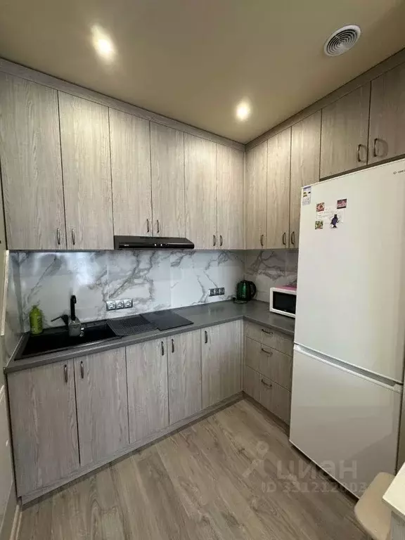 Студия Кировская область, Киров ул. Калинина, 40 (33.0 м) - Фото 2