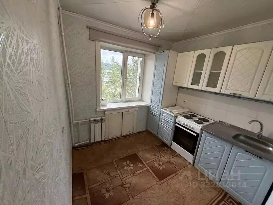 1-к кв. Иркутская область, Усть-Кут ул. Речников, 47 (31.7 м) - Фото 1