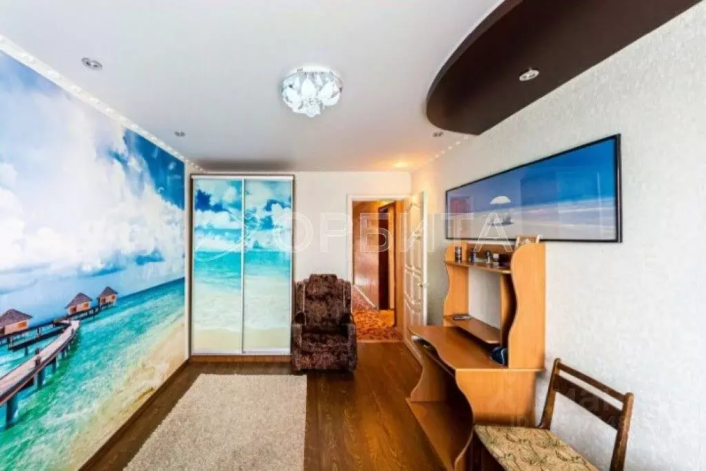 3-к кв. Тюменская область, Тюмень ул. Монтажников, 17к1 (89.0 м) - Фото 1