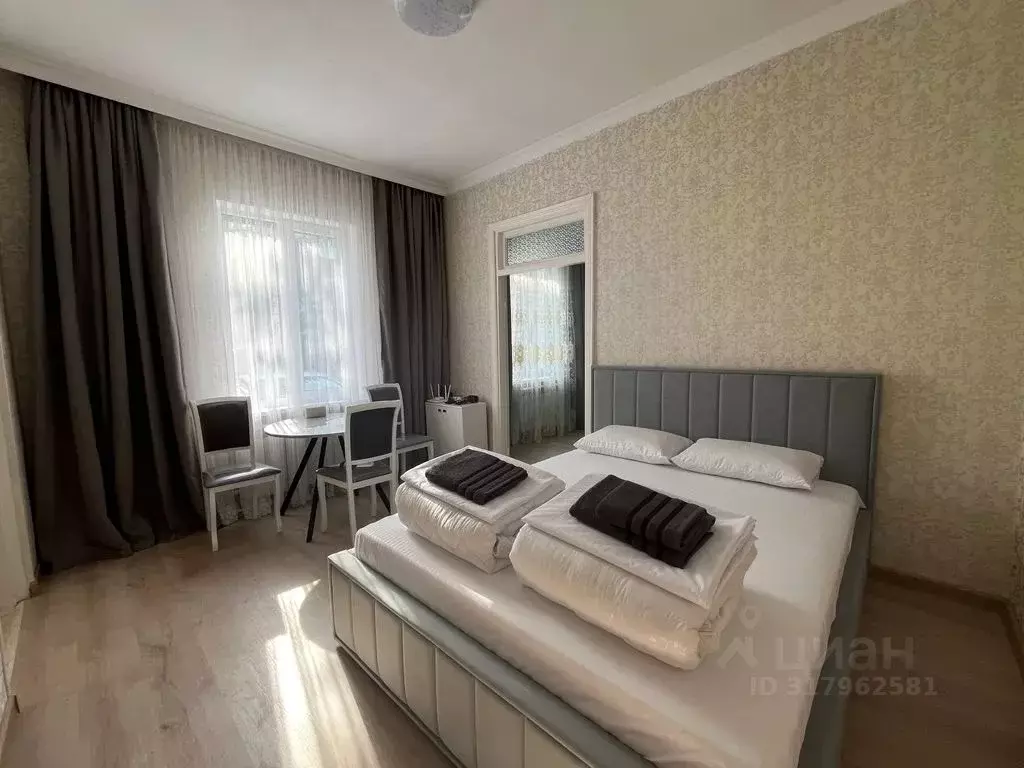 2-к кв. Северная Осетия, Владикавказ ул. Максима Горького, 17 (40.0 м) - Фото 0