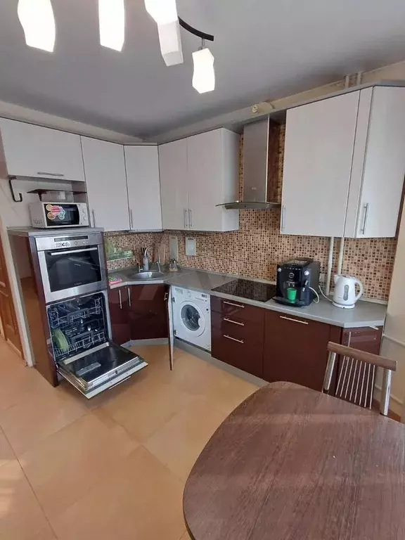 3-к. квартира, 75,7 м, 13/17 эт. - Фото 0
