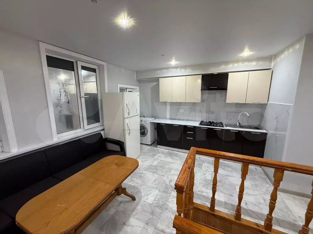2-к. квартира, 70 м, 2/3 эт. - Фото 0