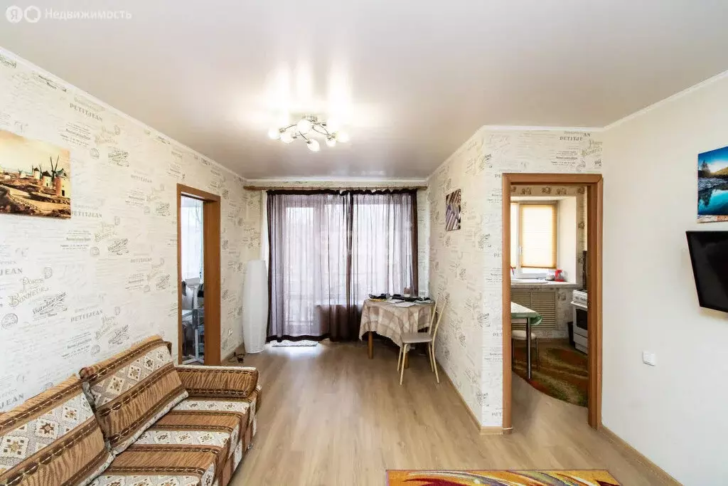 2-комнатная квартира: Тюмень, улица Республики, 150 (41.3 м) - Фото 2