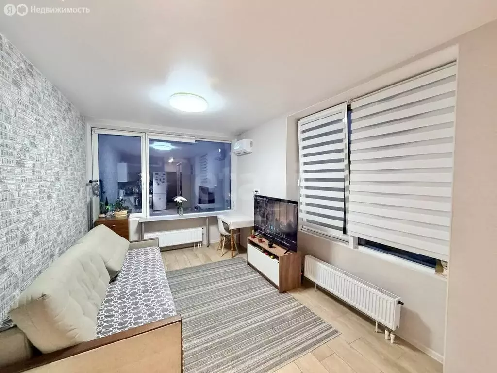 1-комнатная квартира: Симферополь, улица Беспалова, 110Е (25 м) - Фото 1