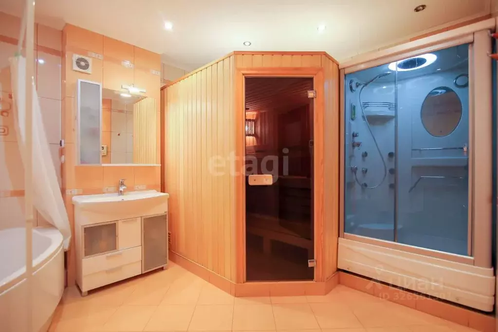 3-к кв. Калининградская область, Калининград Чувашская ул., 4Г (117.6 ... - Фото 1