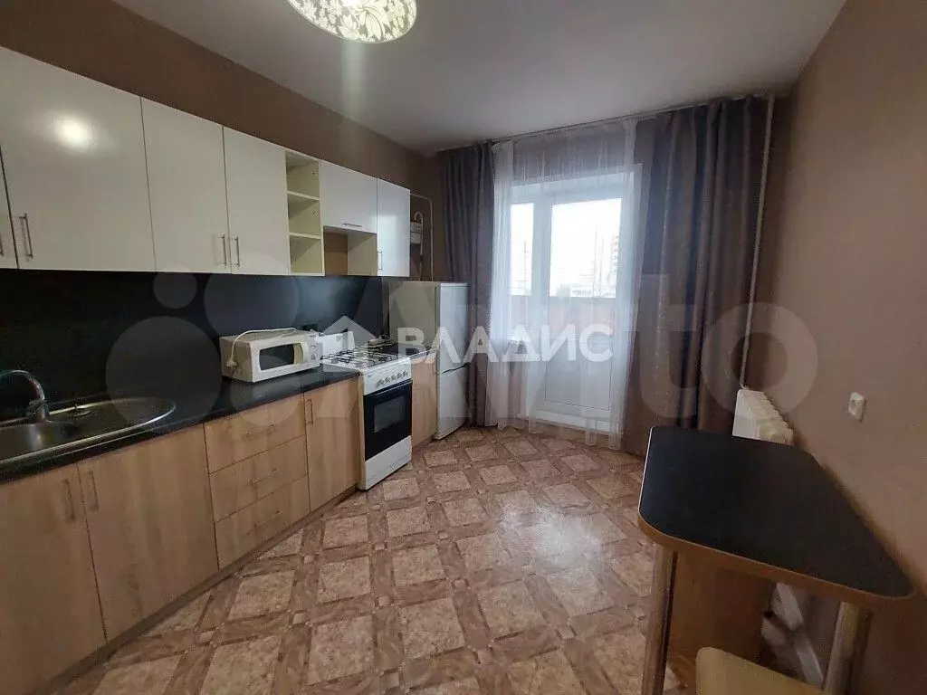 1-к. квартира, 41 м, 9/9 эт. - Фото 1