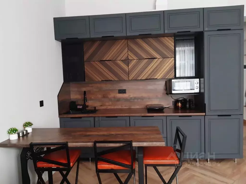 Студия Карачаево-Черкесия, Теберда Карачаевский городской округ, ул. ... - Фото 1