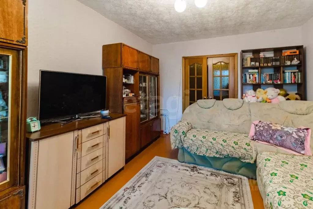 2-к кв. Хабаровский край, Комсомольск-на-Амуре Комсомольская ул., 76к2 ... - Фото 0
