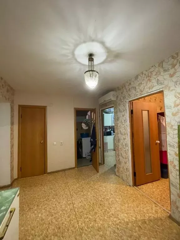 2-к кв. Саратовская область, Энгельс Краснодарская ул., 11 (60.0 м) - Фото 0