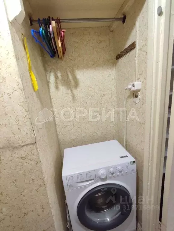 Студия Тюменская область, Тюмень ул. 30 лет Победы, 81 (13.0 м) - Фото 1