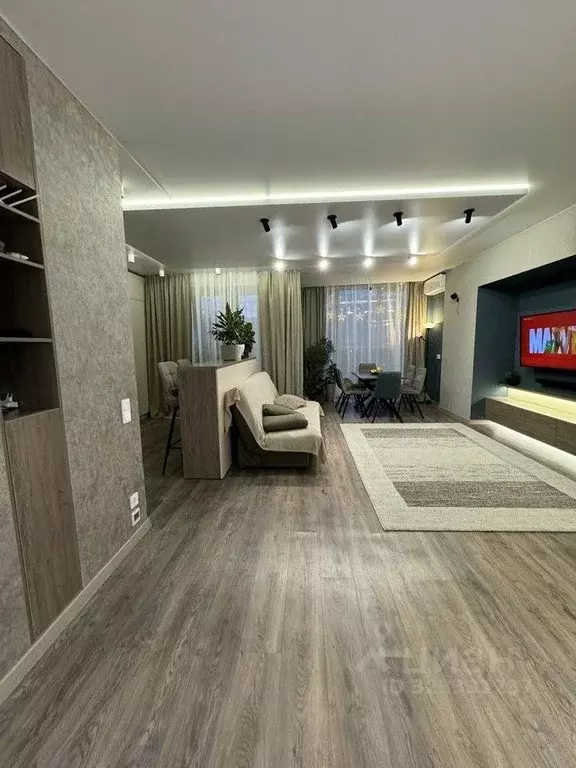 4-к кв. Чувашия, Чебоксары ул. Калинина, 93 (123.4 м) - Фото 1