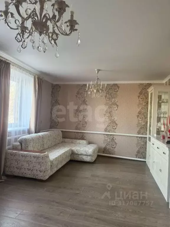 Дом в Орловская область, Урицкий район, Нарышкино пгт ул. ... - Фото 0