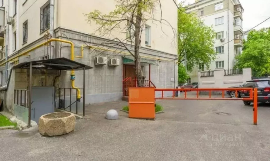 Торговая площадь в Москва Смоленский бул., 13С8 (435 м) - Фото 0