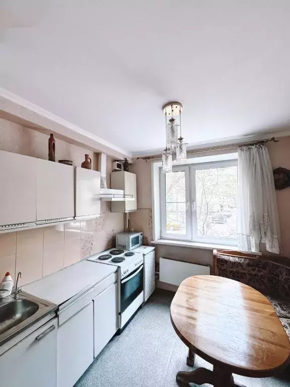 3-к кв. Москва ул. Академика Бочвара, 3К1 (61.4 м) - Фото 0