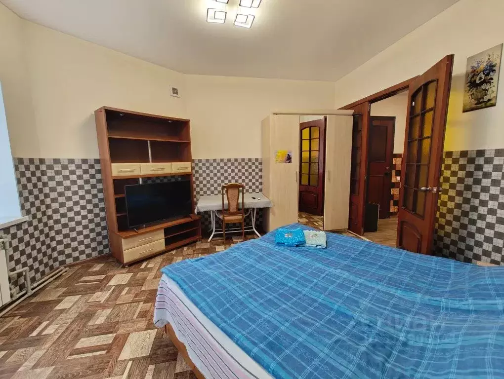 2-к кв. Крым, Керчь ул. Петра Королева, 15/1 (50.0 м) - Фото 1