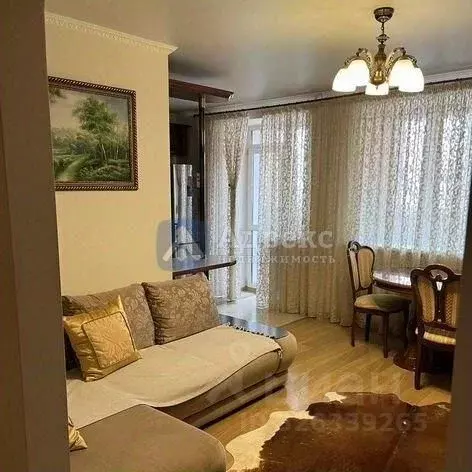 2-к кв. Тюменская область, Тюмень ул. Щорса, 2 (55.3 м) - Фото 1