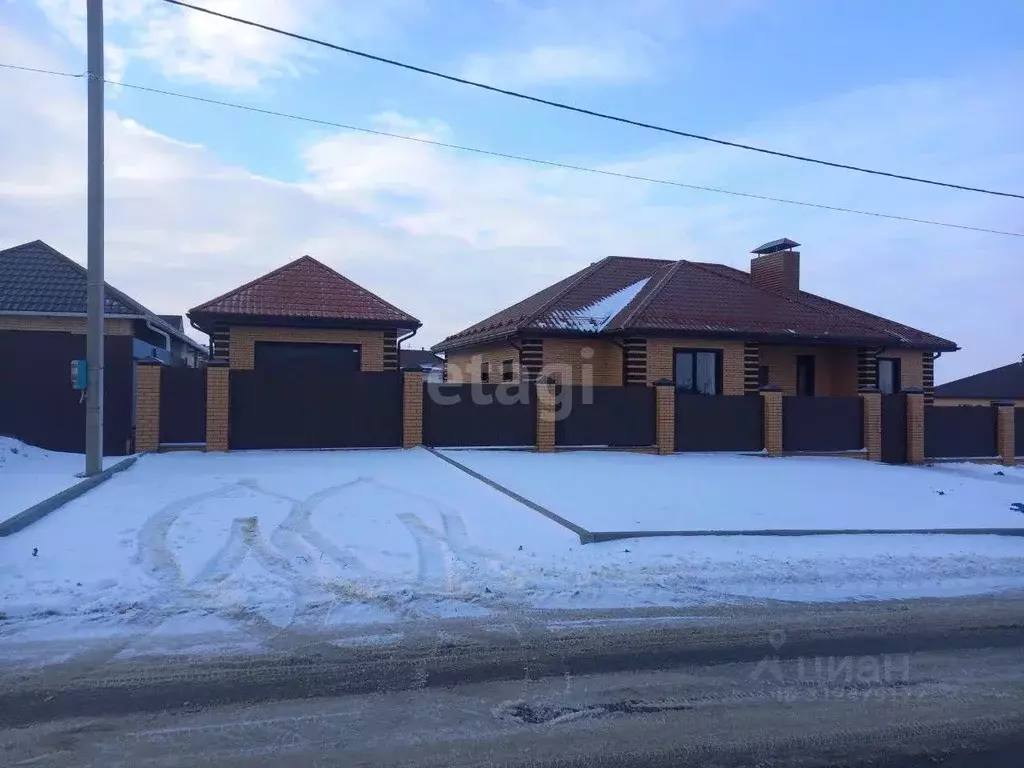 Дом в Белгородская область, Губкин пер. Загородный (155 м) - Фото 0