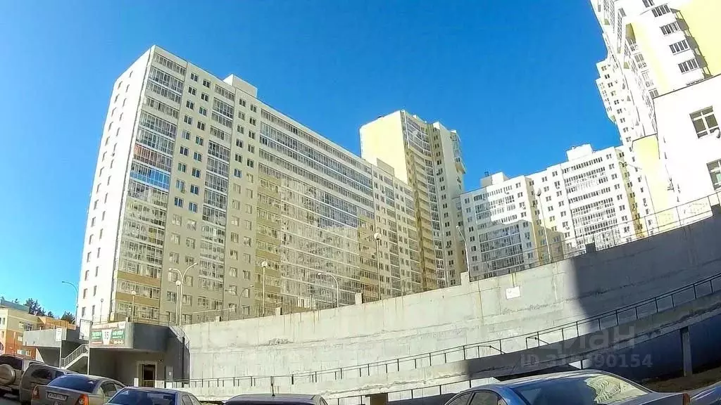 3-к кв. Свердловская область, Екатеринбург ул. Соболева, 19 (93.5 м) - Фото 0