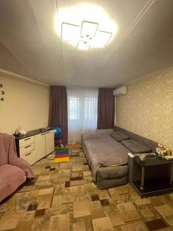 3-к кв. Крым, Евпатория ул. 60 лет ВЛКСМ, 8 (86.6 м) - Фото 0