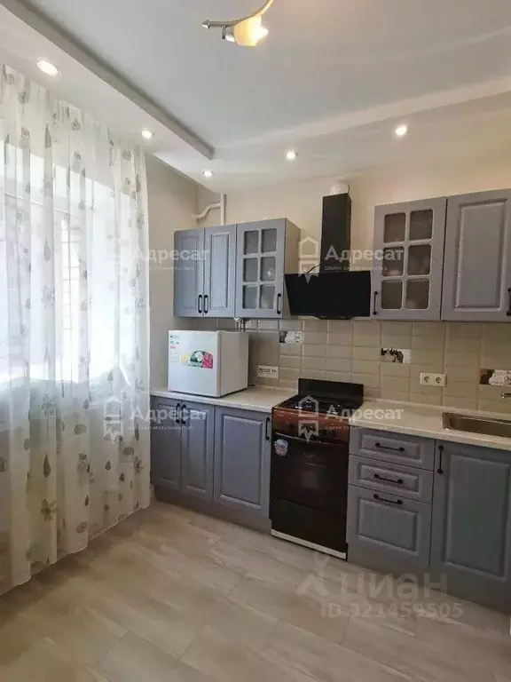 1-к кв. Волгоградская область, Волгоград ул. Базарова, 20 (39.4 м) - Фото 0
