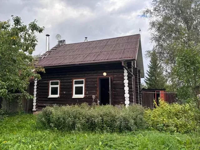 Дом в Ленинградская область, Гатчинский район, Вырица городской ... - Фото 1