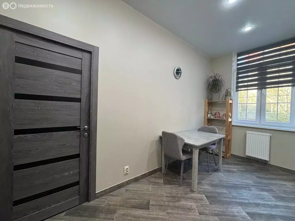 4-комнатная квартира: Калининград, улица Тенистая Аллея, 33 (86.7 м) - Фото 2