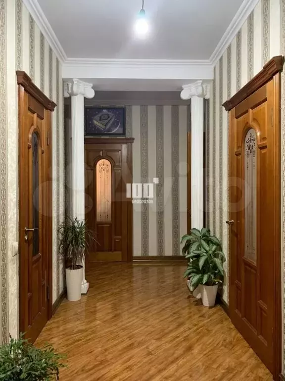 3-к. квартира, 110 м, 3/10 эт. - Фото 0