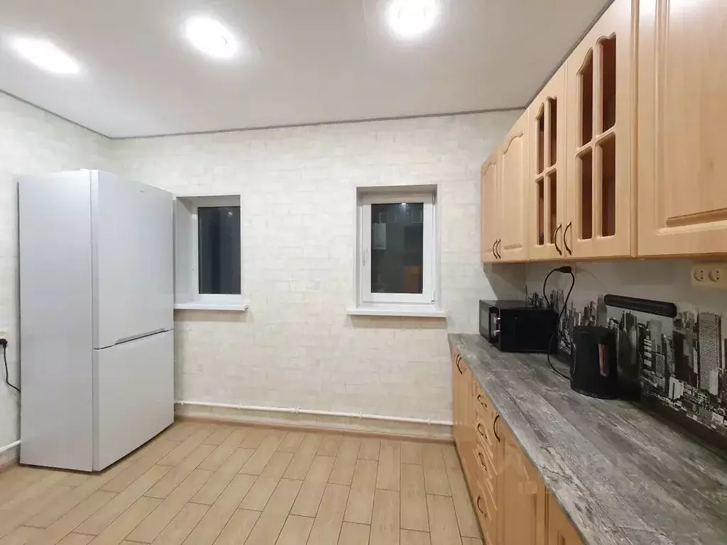 Дом в Белгородская область, Белгород ул. 2-я Центральная, 6 (100 м) - Фото 2