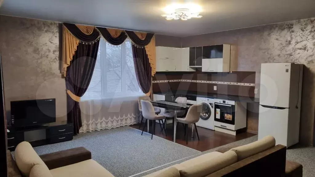 Дом 100 м на участке 4 сот. - Фото 0