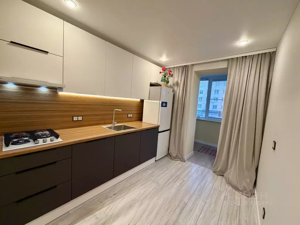 3-к кв. Ленинградская область, Сланцы ул. Кирова, 7 (70.0 м) - Фото 1