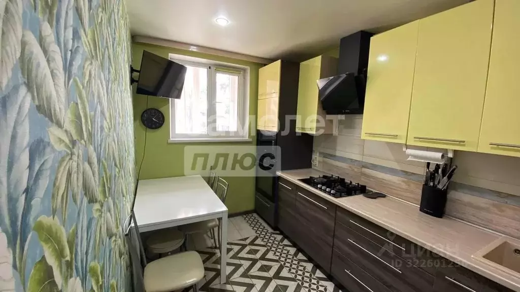 3-к кв. Свердловская область, Екатеринбург ул. Ольховская, 23 (58.7 м) - Фото 1