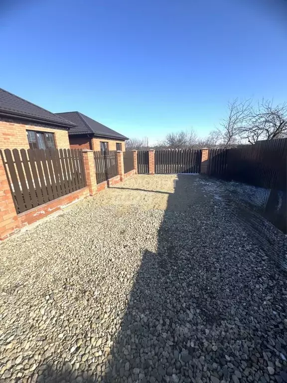 Дом в Краснодарский край, Кореновский район, Платнировское с/пос, ... - Фото 1