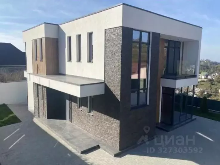 Коттедж в Краснодарский край, Сочи городской округ, с. Раздольное ул. ... - Фото 1