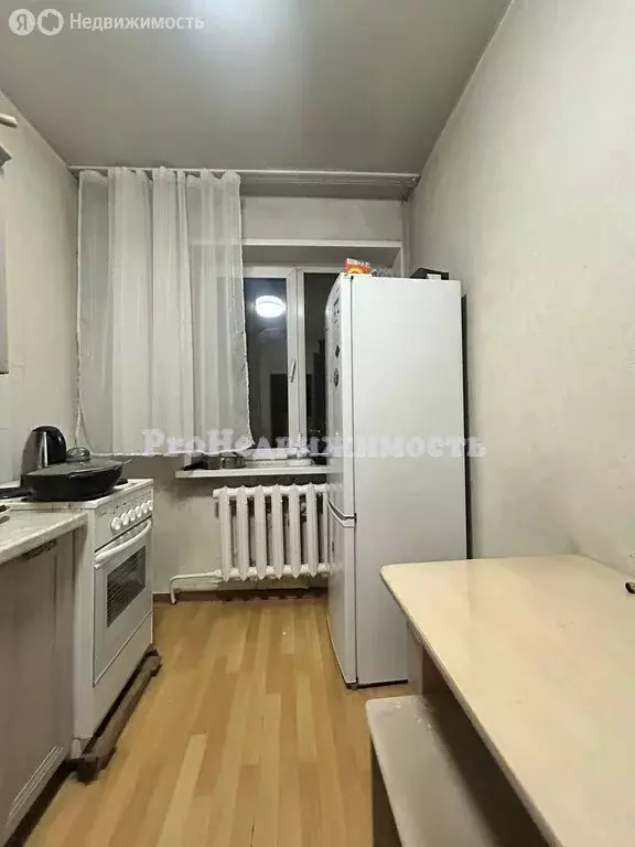 2-комнатная квартира: Кызыл, улица Калинина, 4 (50 м) - Фото 1