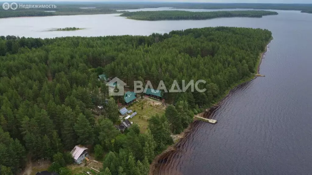 Дом в Республика Карелия, Сегежский муниципальный округ, Р-21 Кола, ... - Фото 1