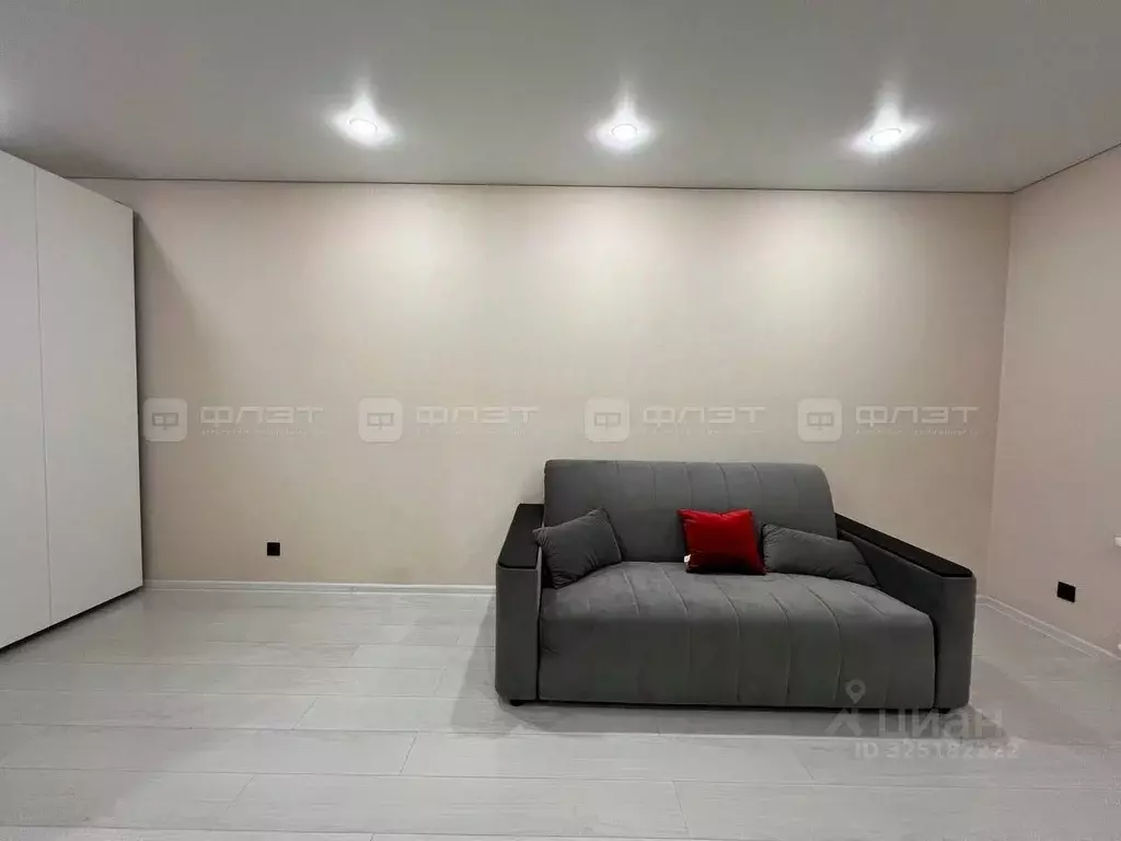 1-к кв. Татарстан, Казань ул. Фикрята Табеева, 1 (40.0 м) - Фото 2