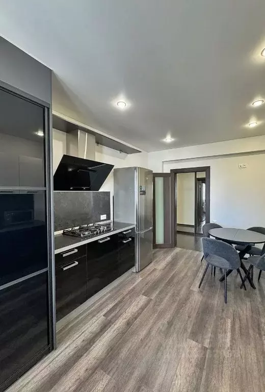 3-к кв. Ярославская область, Ярославль ул. Наумова, 65/1 (94.0 м) - Фото 1