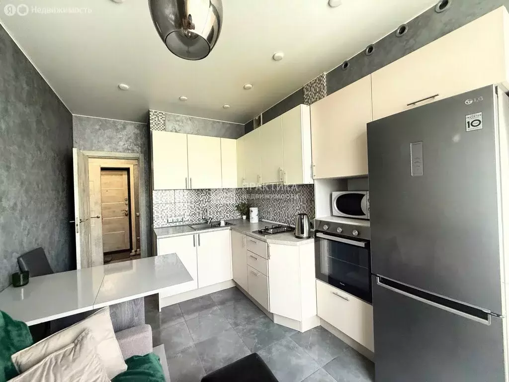 1-комнатная квартира: Химки, микрорайон Новогорск, Ивановская улица, ... - Фото 1