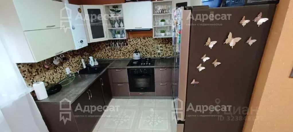 Дом в Волгоградская область, Волгоград Черниговская ул. (235 м) - Фото 1