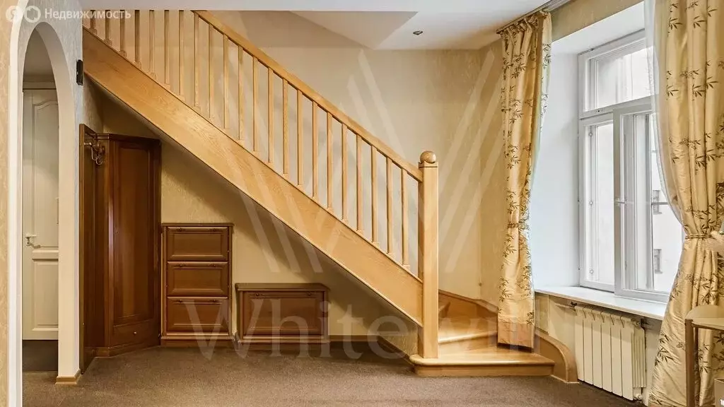 5-комнатная квартира: Москва, Малая Бронная улица, 26с1 (250 м) - Фото 1