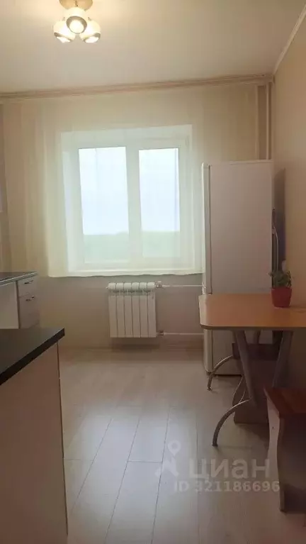 2-к кв. Омская область, Омск Тарская ул., 261к1 (56.0 м) - Фото 1