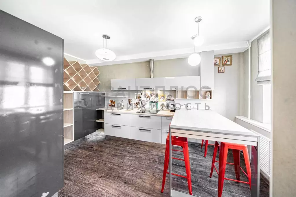 3-к кв. Липецкая область, Липецк ул. Лутова, 6 (80.0 м) - Фото 1