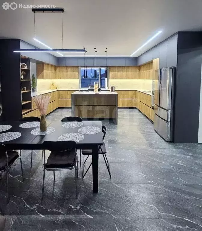 Дом в Новый Уренгой, СНТ Фемида, 1-я Солнечная улица (366.9 м) - Фото 1